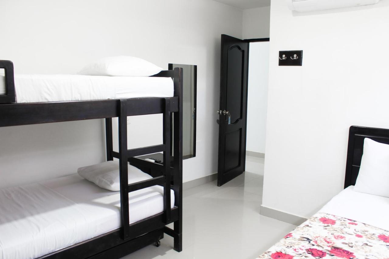 Hostal Vina Del Mar Taganga Esterno foto